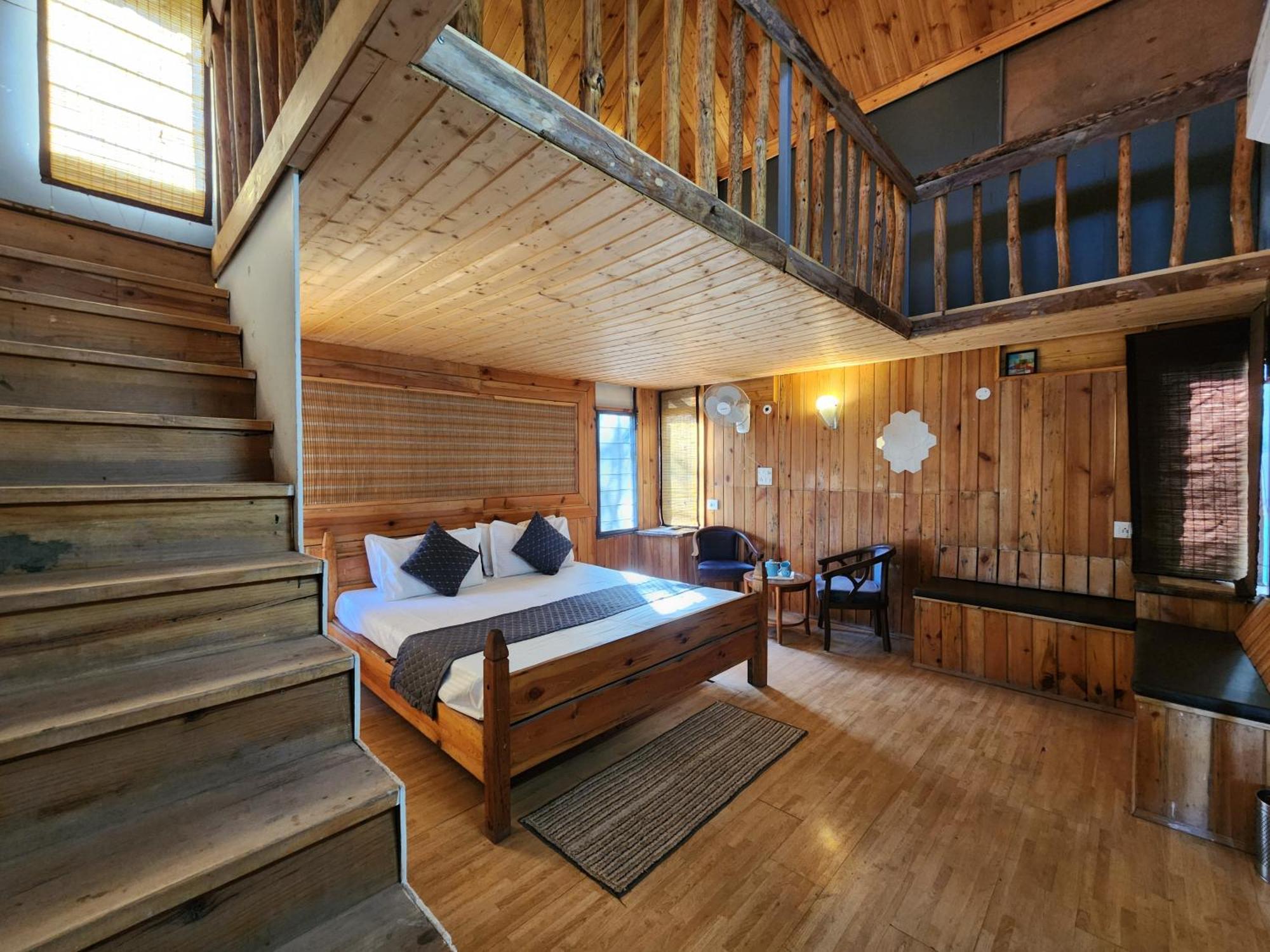 Pine Valley Resort Kasauli Εξωτερικό φωτογραφία